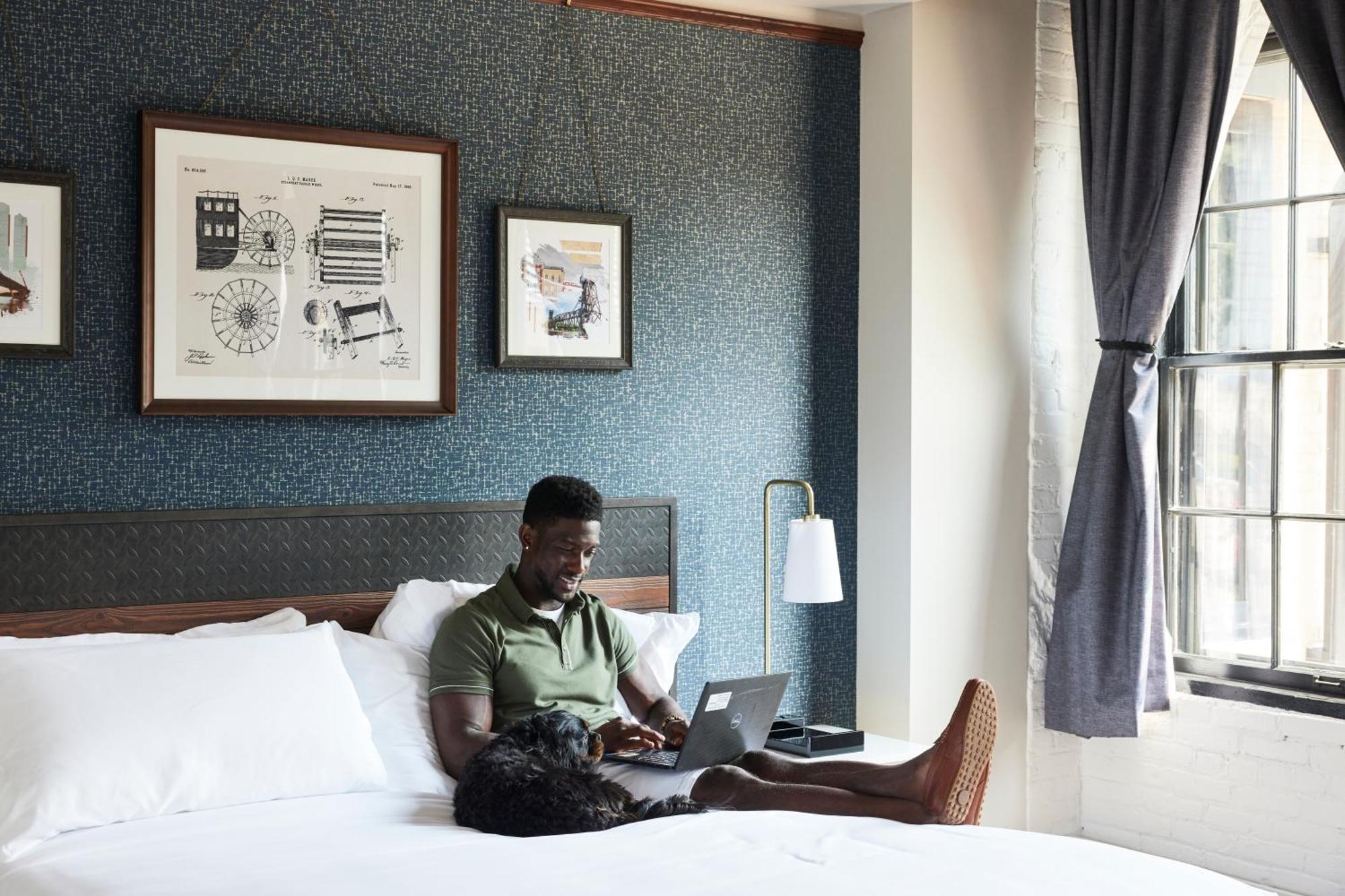 The Confluence Hotel Hastings Экстерьер фото
